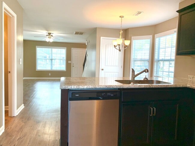 Building Photo - 216 Alexander Blvd