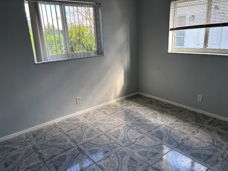 Building Photo - 8601 NW 59th St