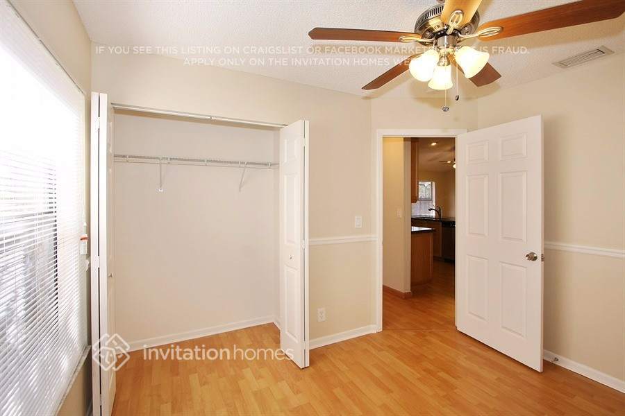 Building Photo - 5147 NW 51st Ave