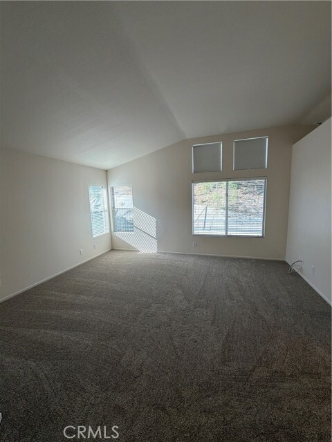 Building Photo - 17 Pastora