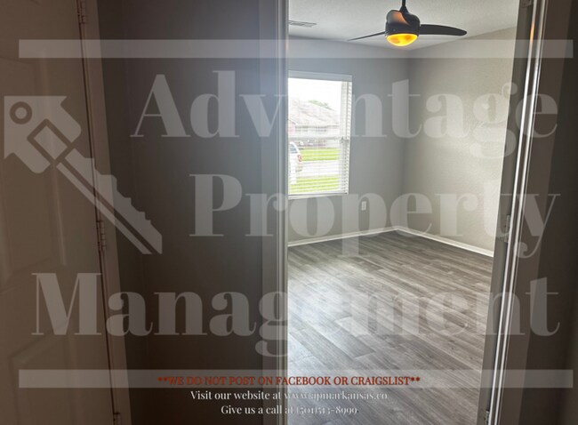 Building Photo - 3010 Alderwood Dr