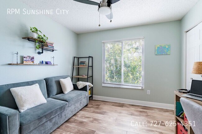 Building Photo - 11216 Clayridge Dr