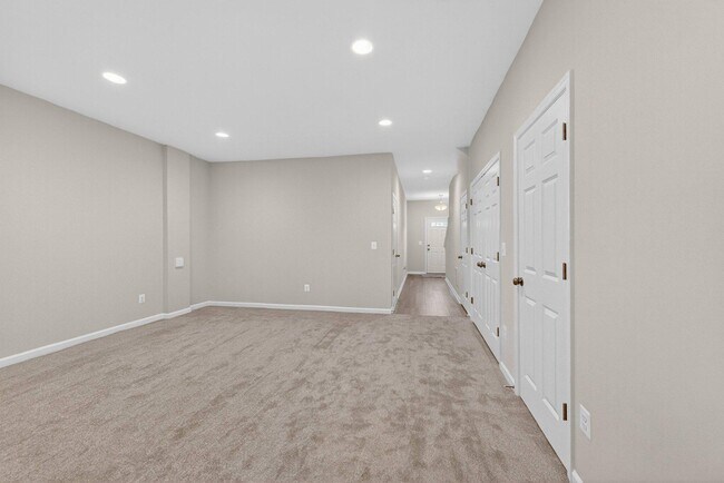 Building Photo - 109 Gelding Wy