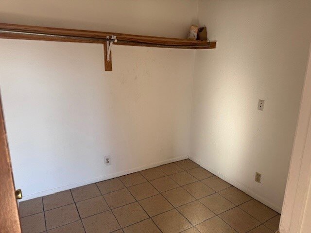 Building Photo - 1435 26th St NE