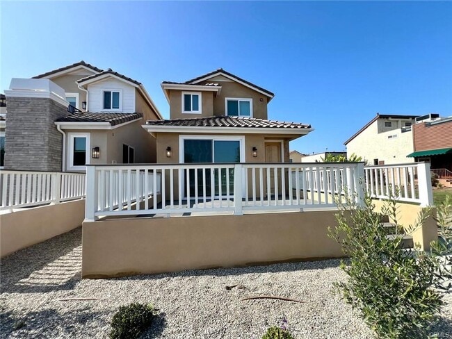 Primary Photo - 323 Flint Ave