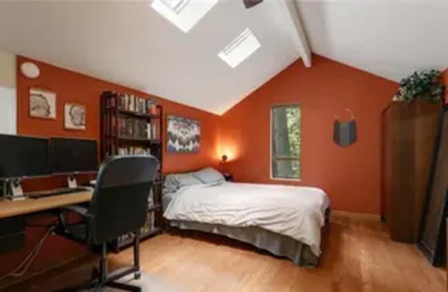 Building Photo - 62 Louise View Dr