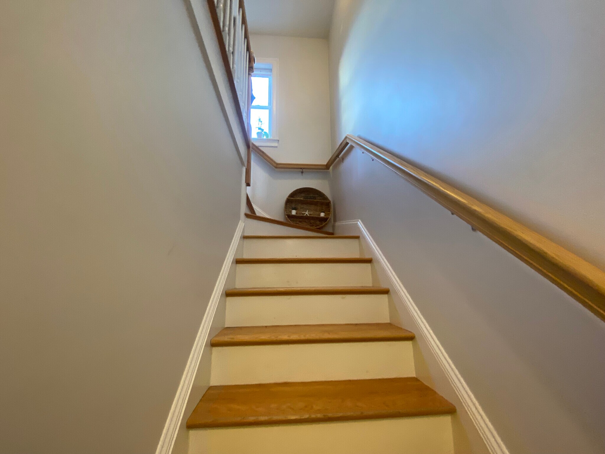 Building Photo - 719 Parker St