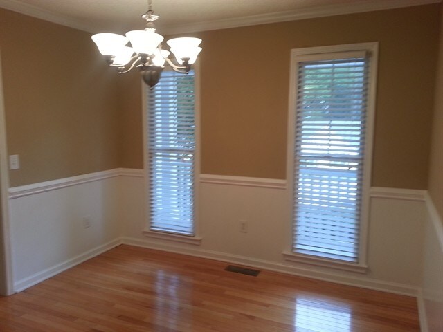 Building Photo - 609 Two Gait Ln