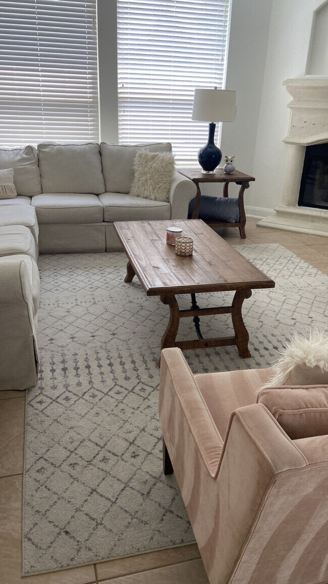 Building Photo - 99 Buck Trail Pl