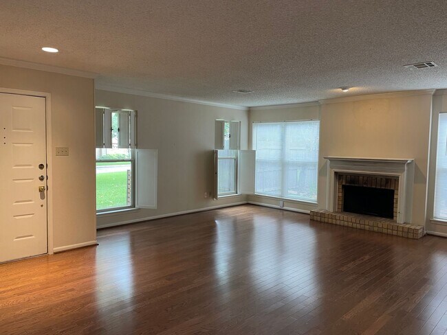 Building Photo - Available Now! Charming 2-Bedroom, 2-bath Landon Branch Townhome with Private Courtyard and Prime...