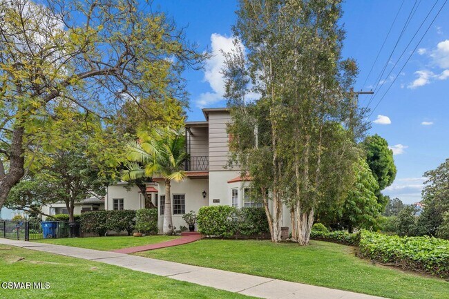 Primary Photo - 3136 Griffith Park Blvd