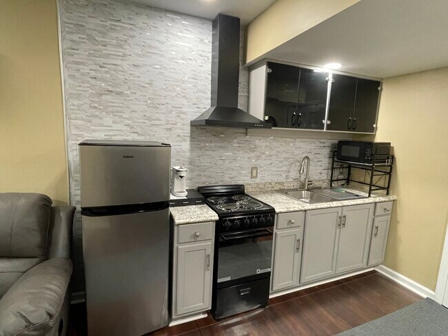 Building Photo - 1164 Cedar Log Pl