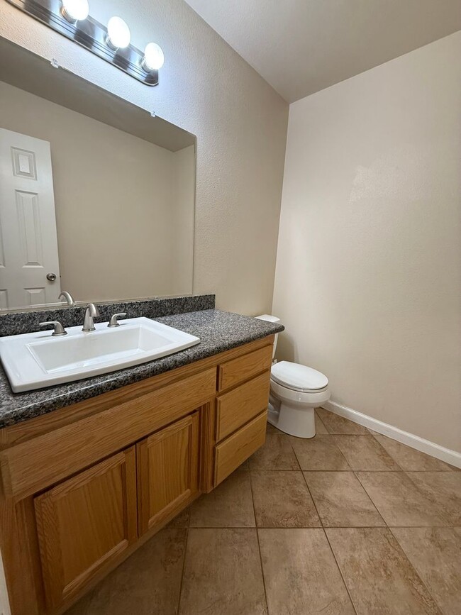 Building Photo - Beautiful 4 Bedroom 4.5 Bath Home COMING SOON!!!