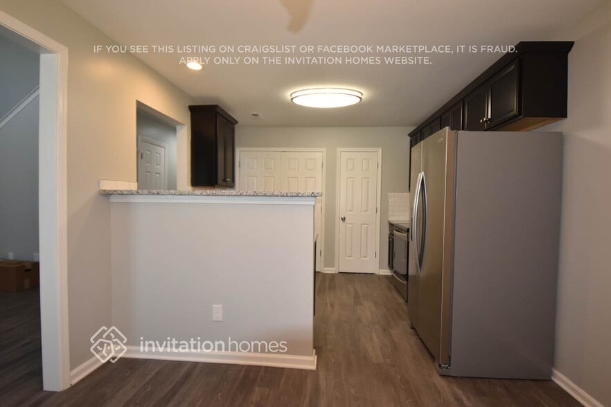 Building Photo - 619 Finborough Ct