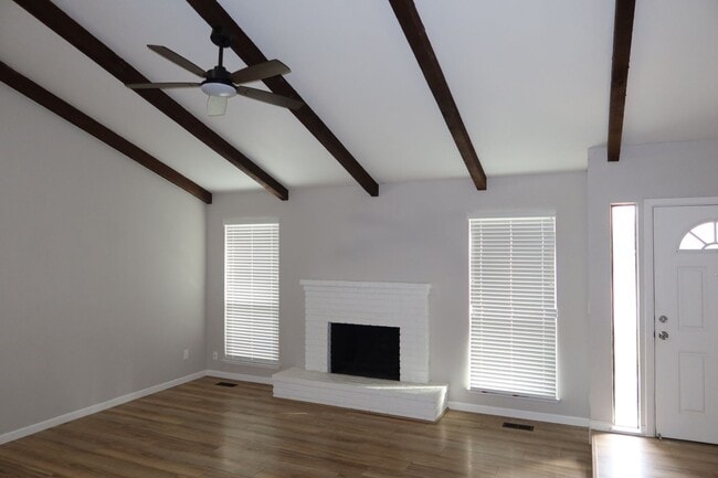 Building Photo - 7256 Havenside Dr