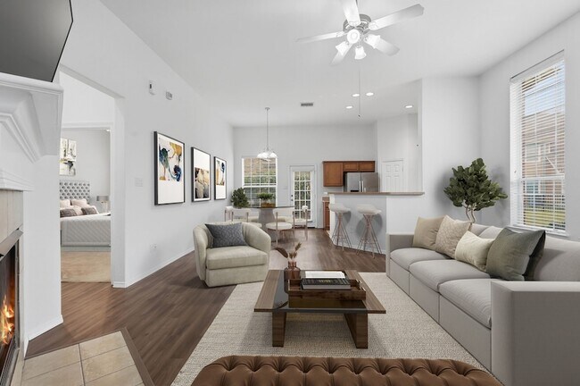 Building Photo - 18612 Syndee Loch Ct