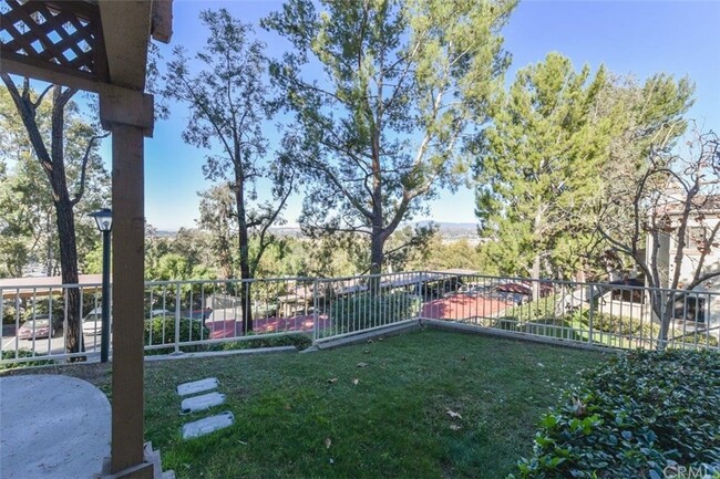 Building Photo - 22757 Lakeway Dr
