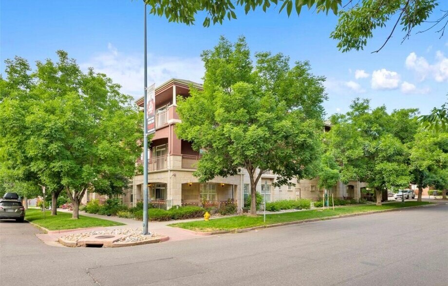 Building Photo - 2100 N Humboldt St