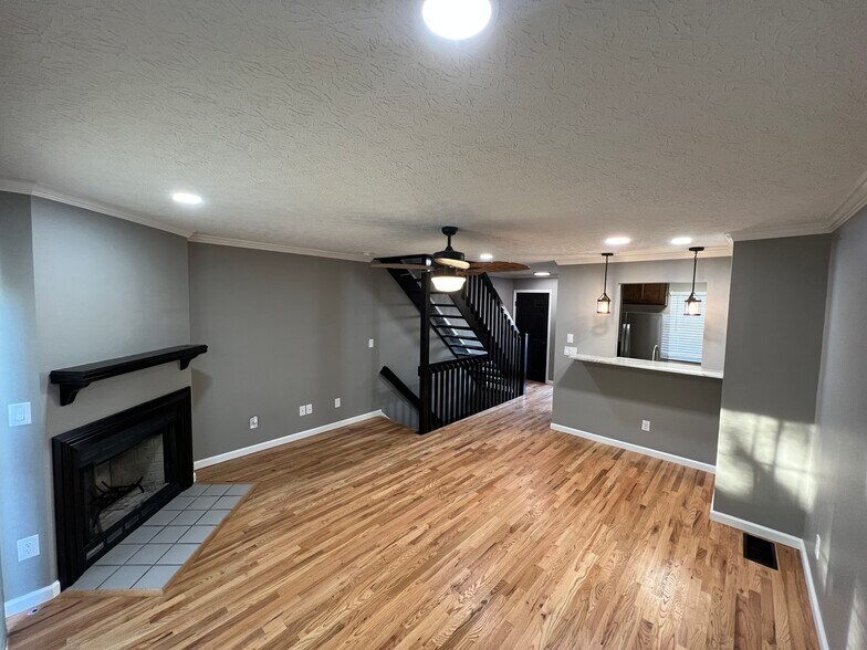 Building Photo - 1794 Bennigan Dr