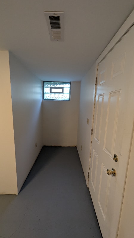 Building Photo - 615 Burr Oak St
