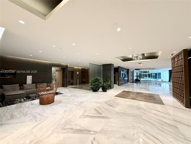 Building Photo - 400 Sunny Isles Blvd