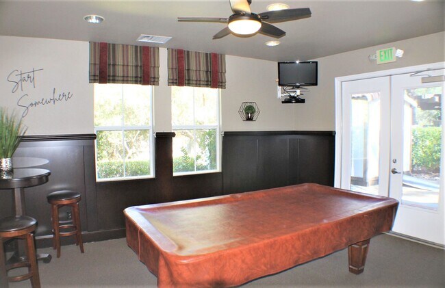 Building Photo - 14752 Eaglehead Mountain Dr