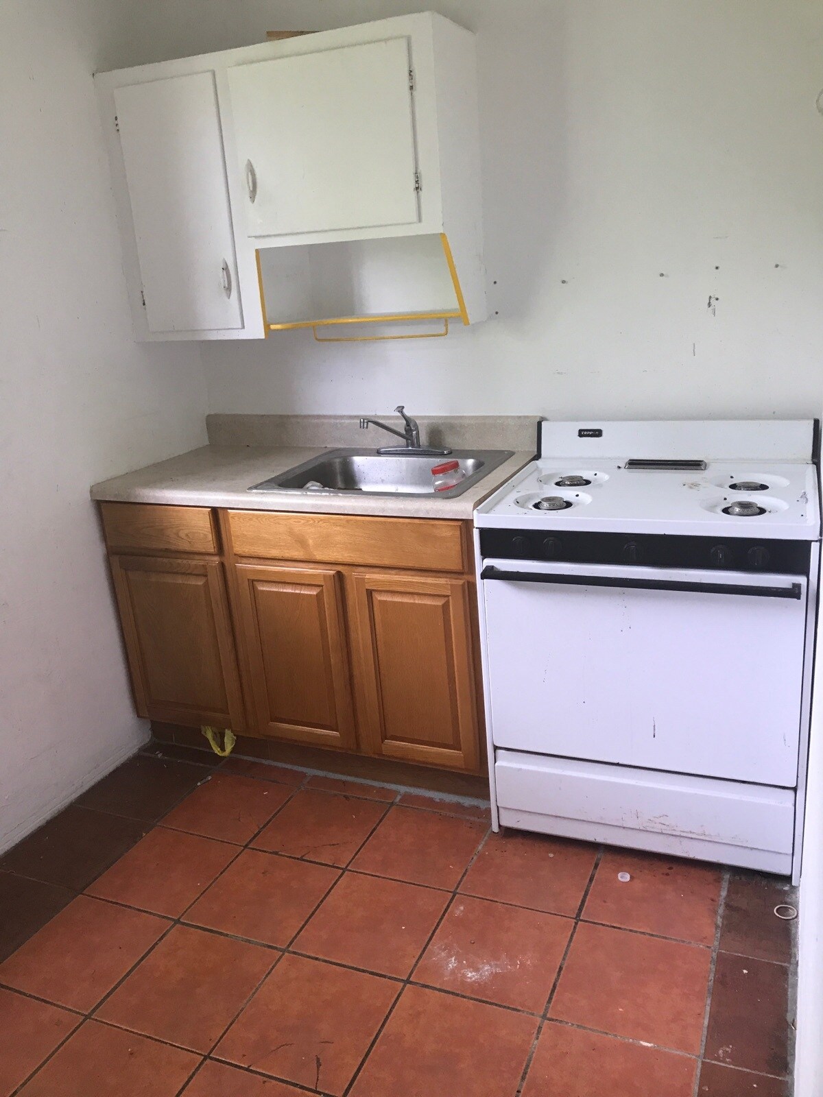 Building Photo - 3631 Thomas Ave