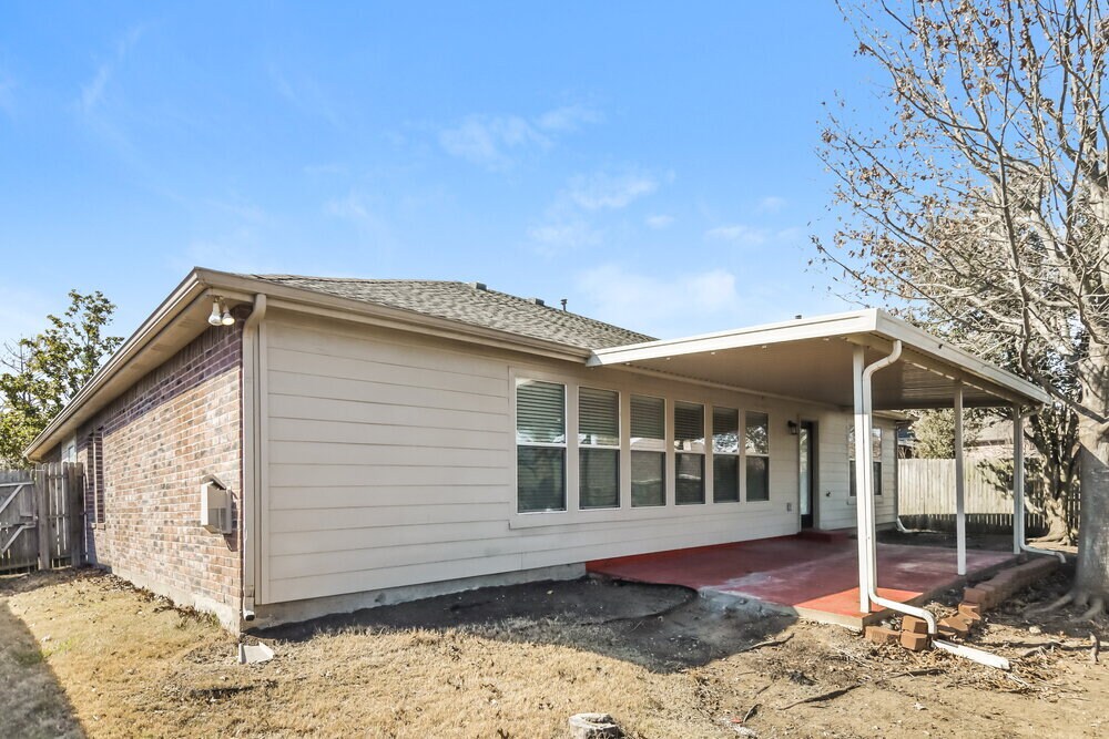 Building Photo - 2027 Northridge Dr