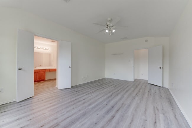 Building Photo - 5918 Laramie River Ct