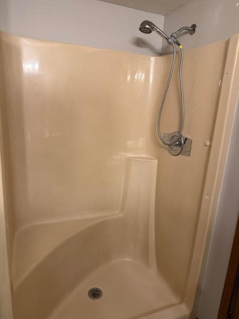 Building Photo - 9334 Drummond Dr