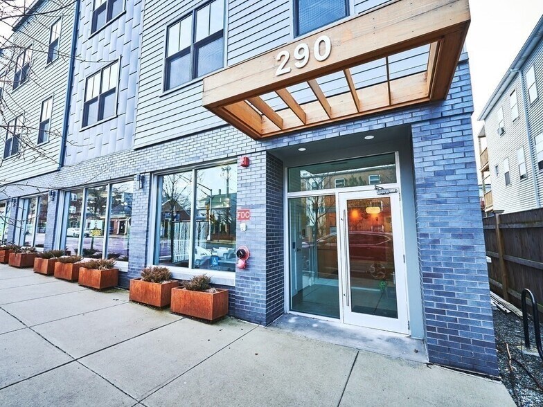 Building Photo - 290 Highland Ave