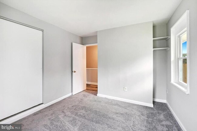 Building Photo - 8114 Allendale Dr