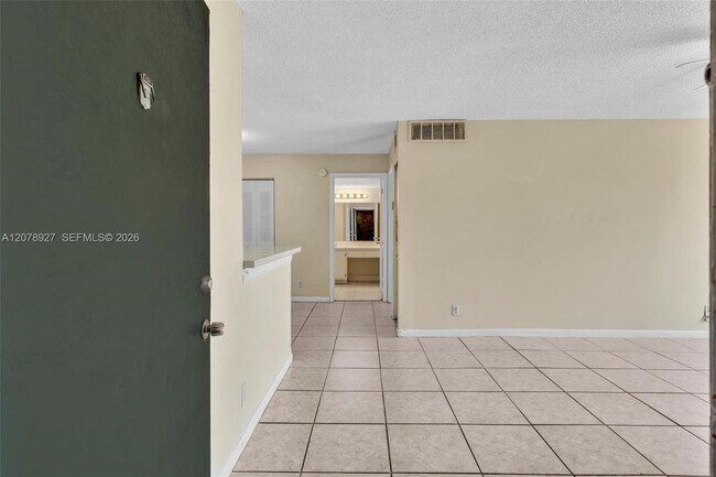 Building Photo - 10765 Cleary Blvd