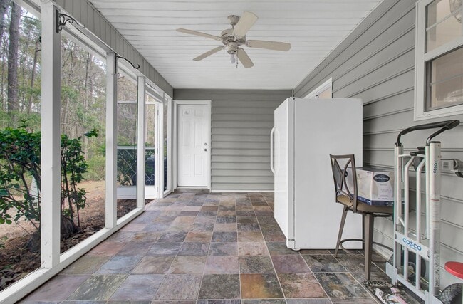 Building Photo - Dunes West Town House