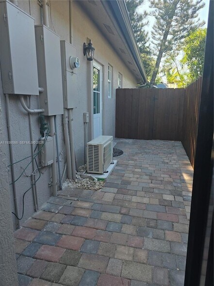 Building Photo - 15762 SW 102nd St