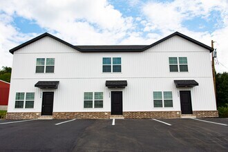 Building Photo - Brand New 2 Bedroom 1.5 Bath home