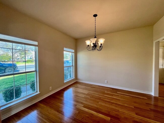 Building Photo - Conveniently Located to Randolph AFB, 4/2.5 ~ Large Backyard ~ Storage Shed ~ Move In Ready!