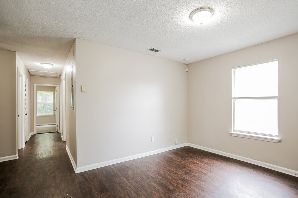 Building Photo - 1529 Spearing St