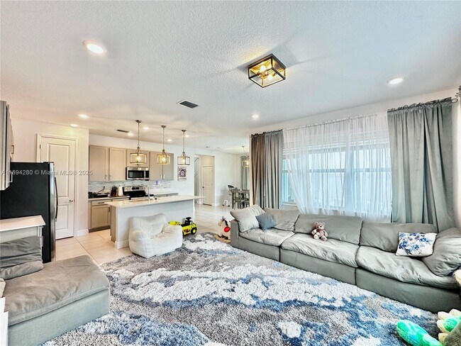 Building Photo - 1101 Azul Ct