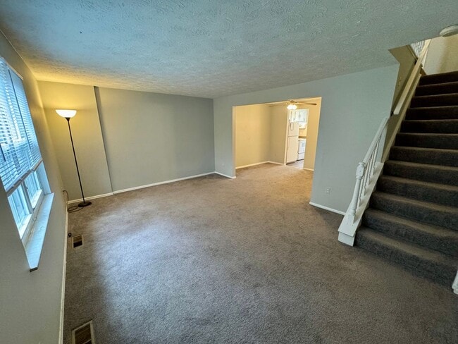 Building Photo - Charming 2 Bed 1 Bath in Cranberry!