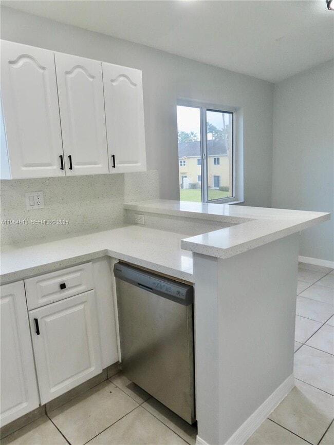 Building Photo - 3398 NE 9th Dr