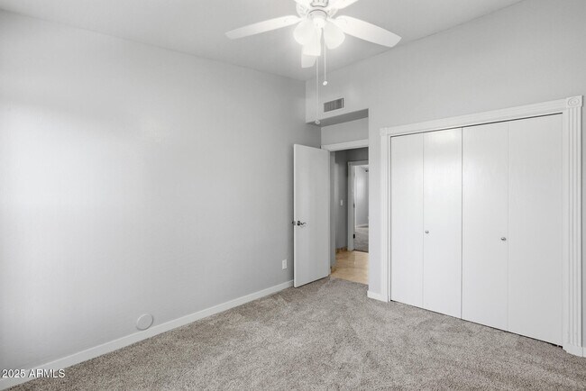 Building Photo - 15912 Centipede Dr