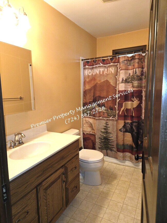 Building Photo - 140 Jefferson Ave