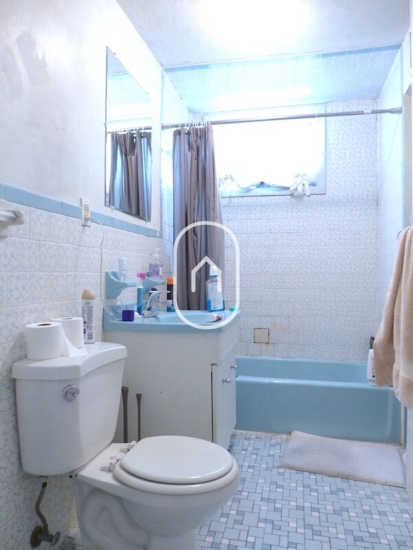 Building Photo - 336 Faneuil St