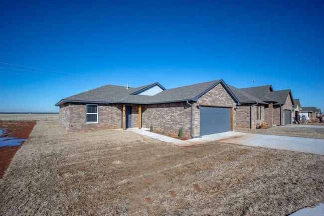 Primary Photo - 1222 Sierra Ln