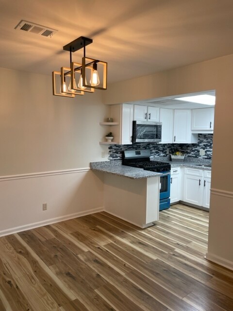 Building Photo - 1609 Homestead Trl