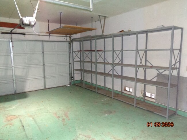 Building Photo - Clean West Palmdale One Story Offering 1494 sq. ft.