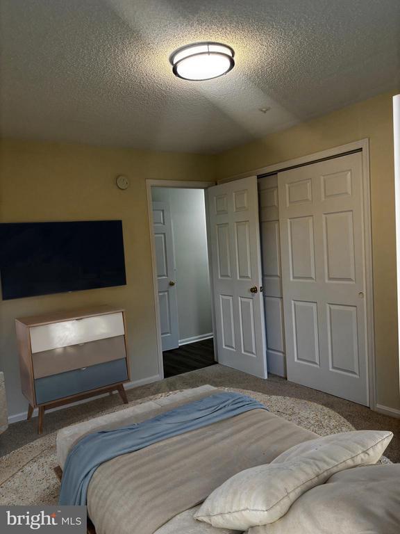 Building Photo - 6001 Mersey Oaks Way
