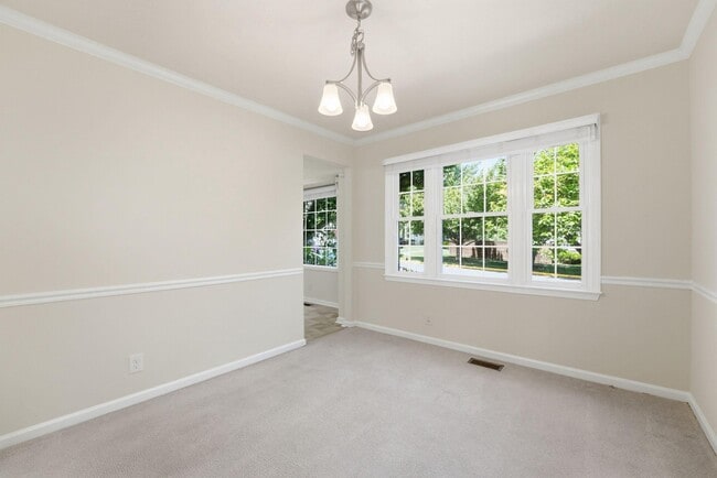 Building Photo - 719 Arbor Ct