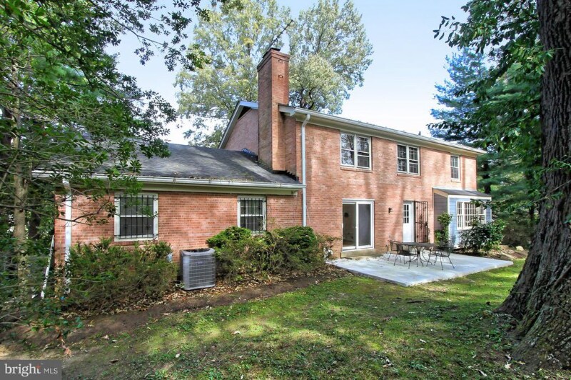Building Photo - 3311 Goldsboro Pl